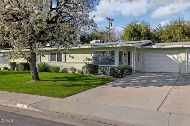 Detail Gallery Image 4 of 59 For 5808 Indian Wells Ave, Bakersfield,  CA 93309 - 2 Beds | 2 Baths