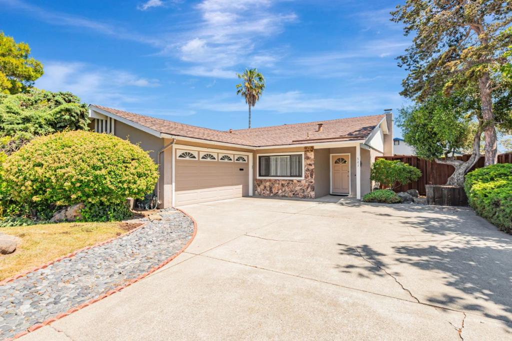 301 Chesapeake Avenue