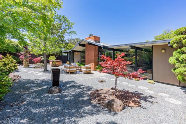 814 Beaverton Court, Sunnyvale CA: https://media.crmls.org/mediaz/1eb6913c-2253-476e-aab2-2ca22dc2fd1d.jpg
