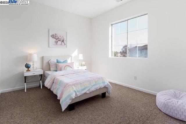 Image 27 of 46 For 220 Bridgehead Ln