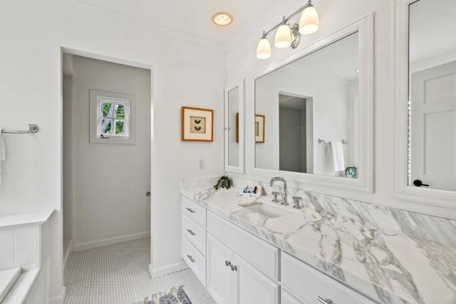 0 Casanova & 13th SW Corner, Carmel CA: https://media.crmls.org/mediaz/1eb8d883-a66f-482c-ad92-9804036feec9.jpg