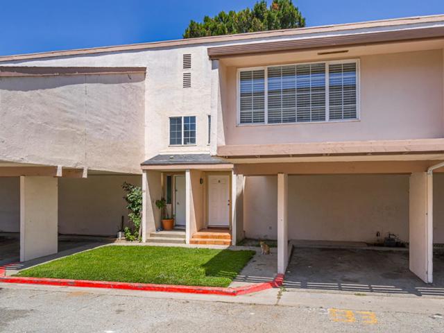 914 Acosta Plaza, Salinas CA: https://media.crmls.org/mediaz/1eb8fb59-6100-4872-a17d-25ec023c6b24.jpg