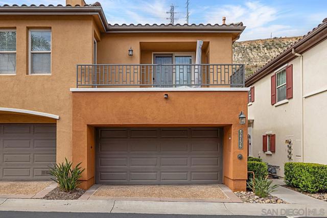 Image 40 of 54 For 2756 Bellezza Dr.