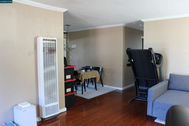 2956 Mckenzie Dr, Richmond CA: https://media.crmls.org/mediaz/1eb99232-2f9e-4cbd-b406-a3765aca13bf.jpg