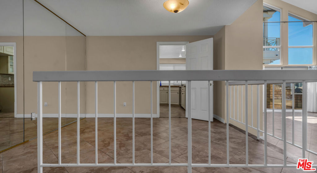 MLS #25543671 img 35