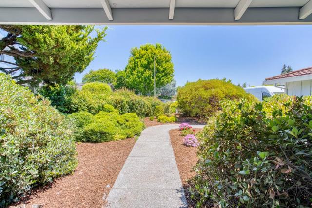 2140 Westmoreland Court, San Jose CA: https://media.crmls.org/mediaz/1ebb06d1-a491-4182-82f8-714e44f74239.jpg