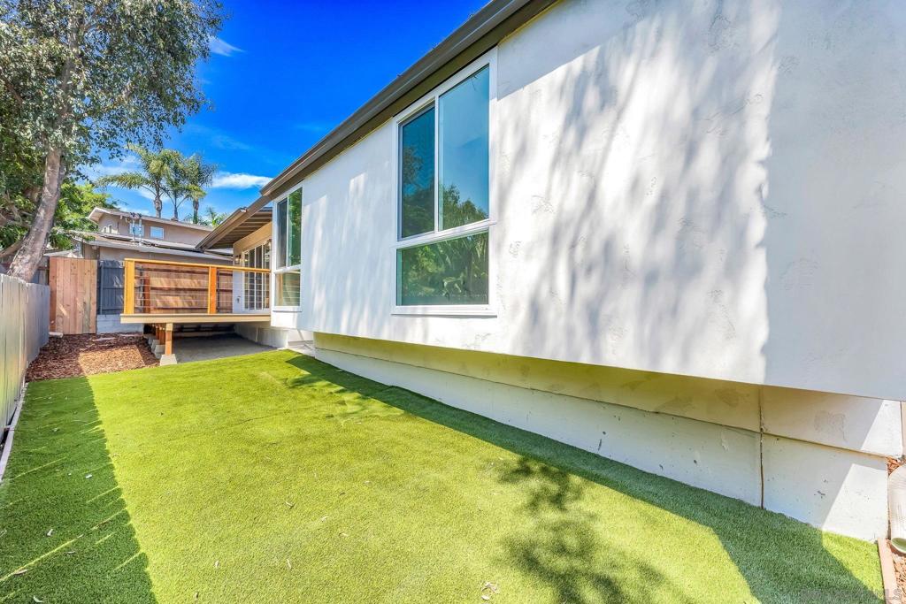 MLS #250043080SD image #35