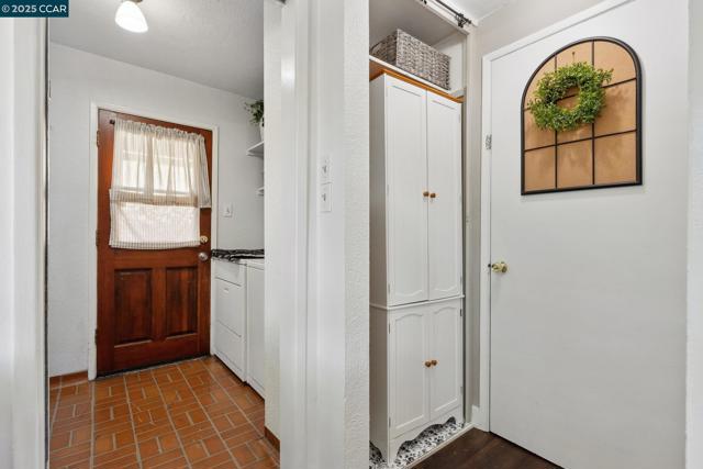 10 pendegast st., Woodland CA: https://media.crmls.org/mediaz/1ebd5737-003c-4d79-9b62-aee2a96dd106.jpg