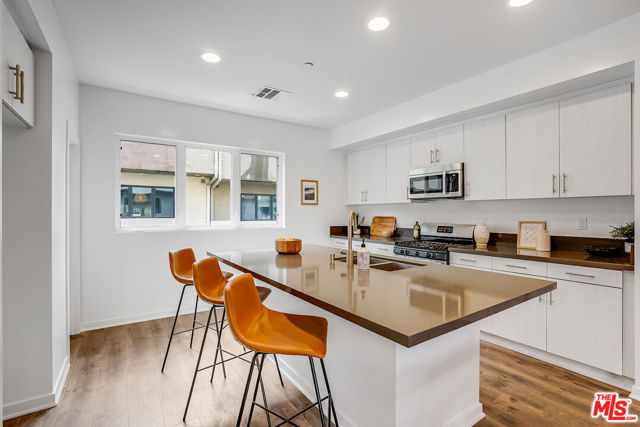 2930 Rowena Avenue, Los Angeles CA: https://media.crmls.org/mediaz/1ebe1343-783e-473b-aad0-9d3a9fd71467.jpg