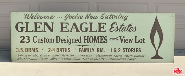 4837 Round Top Drive, Los Angeles CA: https://media.crmls.org/mediaz/1ebfd42b-b0e2-4fe1-bcfc-81354fa890bb.jpg