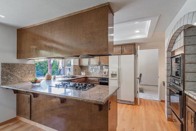 998 Mazzone Drive, San Jose CA: https://media.crmls.org/mediaz/1ec09896-b727-4f9f-aee6-aa84e08ad77e.jpg
