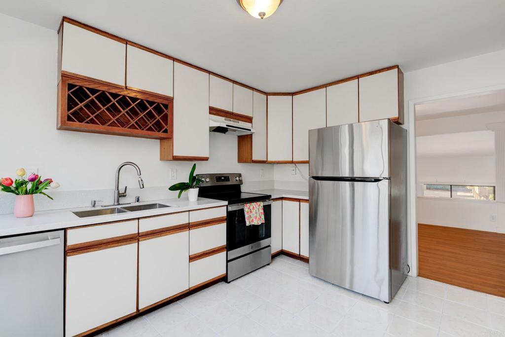 3324 Caminito Eastbluff - photo 11