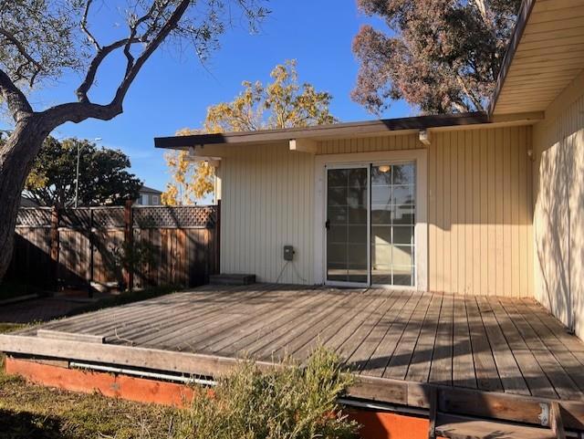 1787 Brooks Street, San Mateo CA: https://media.crmls.org/mediaz/1ec09fbc-61f7-49b6-a8f2-f107284c5039.jpg