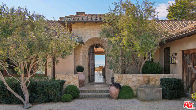 24650 Blue Dane Lane, Malibu, CA 90265