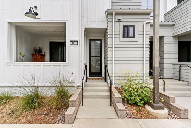 1400 Anacona Place, Encinitas CA: https://media.crmls.org/mediaz/1ec15831-e631-4c31-a2e2-e0c307877933.jpg