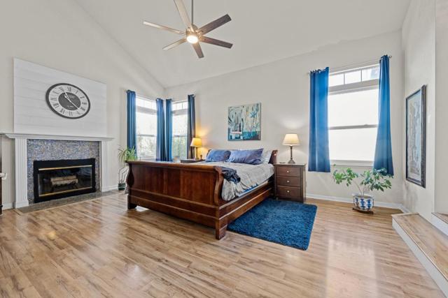 441 Tierra Del Sol, Hollister CA: https://media.crmls.org/mediaz/1ec160a6-2de3-48b2-b8ff-6d0e1fbaca1b.jpg