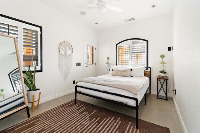 6207 Red Bluff Avenue, Yucca Valley CA: https://media.crmls.org/mediaz/1ec1fc08-a5a4-4e73-a45e-16d29365ea77.jpg