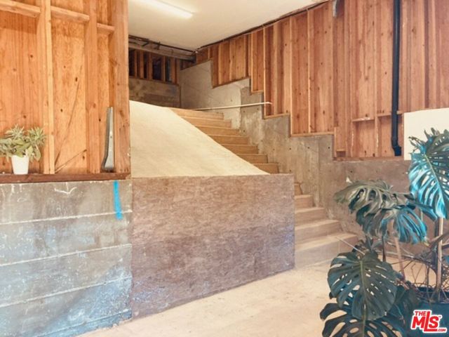 Image 38 of 46 For 5787 Calpine Drive