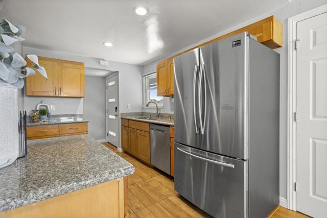 2371 Monroe Street, Santa Clara CA: https://media.crmls.org/mediaz/1ec28883-f9c1-4f24-93af-4429f9439ebd.jpg
