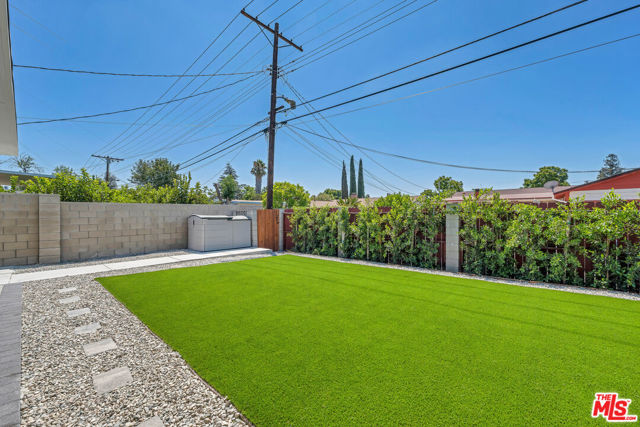 24114 Gilmore Street, West Hills CA: https://media.crmls.org/mediaz/1ec2b9bd-0d9d-4510-93f9-7fdad8bf87f8.jpg