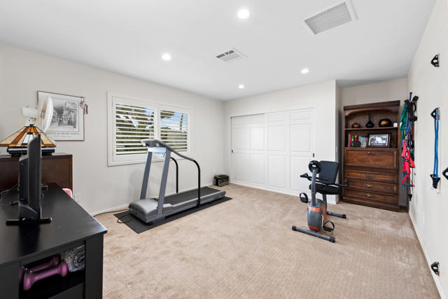 8395 Emerson Avenue, Yucca Valley CA: https://media.crmls.org/mediaz/1ec4f9a1-e5f8-460a-99a2-e83c73238554.jpg