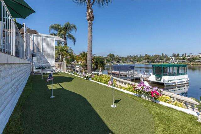 1462 La Loma Drive, San Marcos CA: https://media.crmls.org/mediaz/1ec79c8f-2676-4d59-8364-d9d9767bdc26.jpg