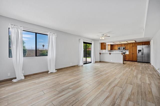 81064 Jessica Way, Indio CA: https://media.crmls.org/mediaz/1ec89e8b-a5de-440b-acc1-6ddd75529bab.jpg