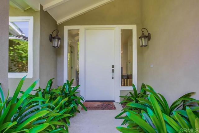 Detail Gallery Image 5 of 55 For 907 Poppy Lane, Carlsbad,  CA 92011 - 4 Beds | 4 Baths