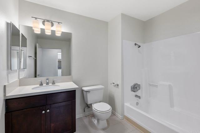 Image 11 of 25 For 1409 1st Ave  B