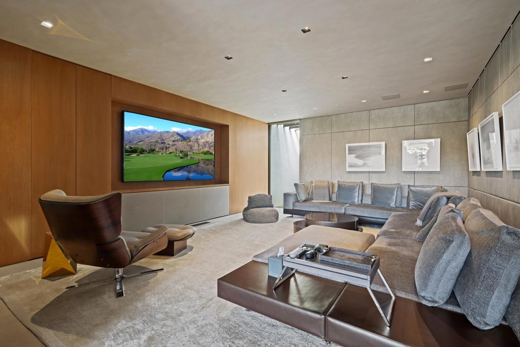 MLS #219138513DA image #8