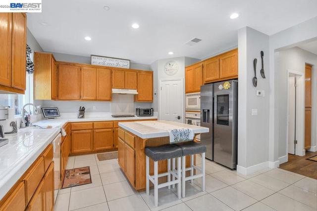 Image 7 of 28 For 2913 Haddington Ct