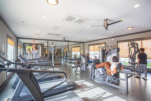 5211 Beachfront Cove, San Diego CA: https://media.crmls.org/mediaz/1eca70fd-bc75-4a8e-bcb8-b4c5e2b9ed19.jpg