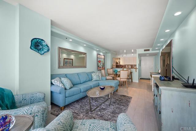 Detail Gallery Image 5 of 41 For 1810 Avenida Del Mundo #901,  Coronado,  CA 92118 - 1 Beds | 1 Baths