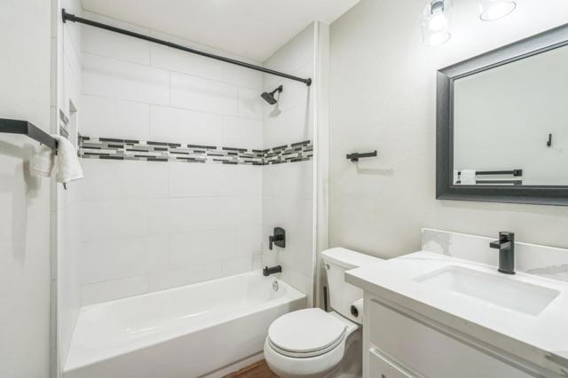 61 Galleon Way, Pittsburg CA: https://media.crmls.org/mediaz/1ecd493d-120d-4940-ab85-ebf25474d929.jpg