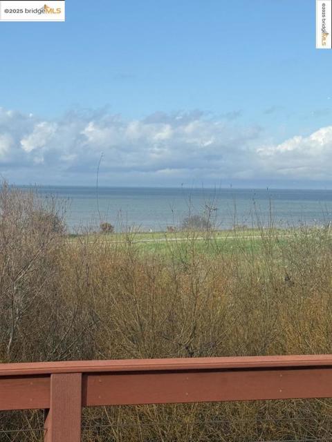 2269 Cypress AVE, San Pablo CA: https://media.crmls.org/mediaz/1ecd5fd3-3f4c-4b97-b5b9-985e45232df1.jpg