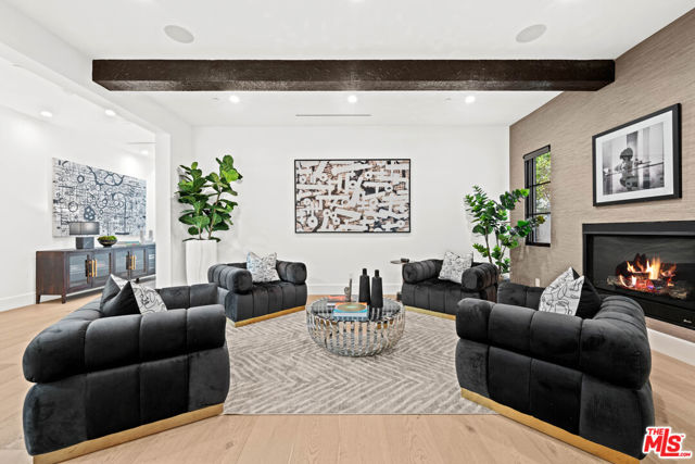 741 N Vista Street, Los Angeles CA: https://media.crmls.org/mediaz/1ecd748b-0cc6-42ba-8cde-a82d95f8a5b6.jpg