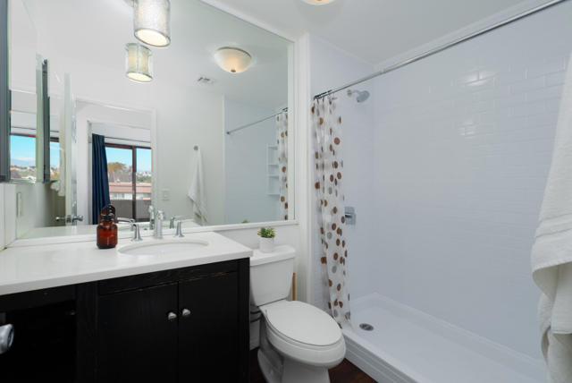 Image 3 of 13 For 471 Calle El Segundo C13