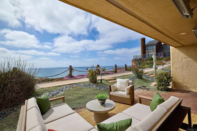 435 S Sierra Avenue, Solana Beach CA: https://media.crmls.org/mediaz/1ed0ac2a-83b3-49ca-8de3-4982ab7882e6.jpg