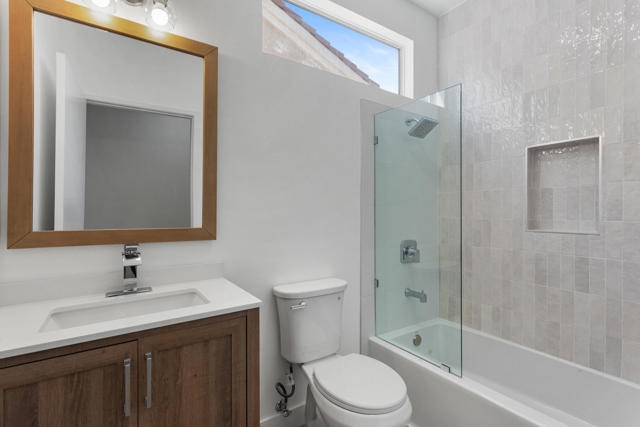 35677 Inverness Avenue, Palm Desert CA: https://media.crmls.org/mediaz/1ed0c646-6397-45a1-9b87-a4c95170801a.jpg