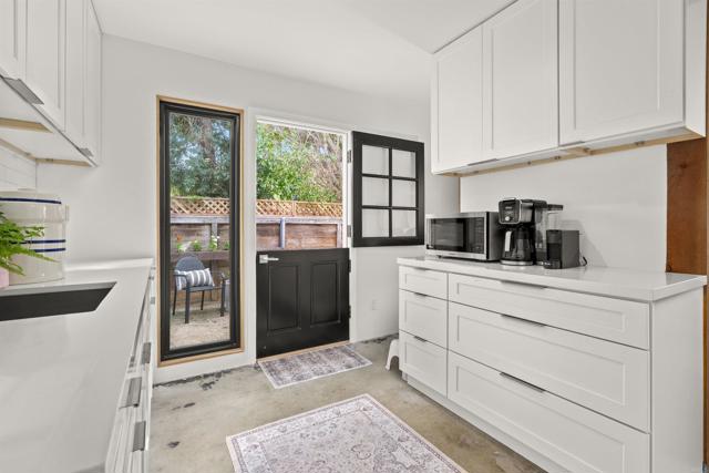 Detail Gallery Image 26 of 64 For 3235 Donna Dr, Carlsbad,  CA 92008 - 4 Beds | 2 Baths