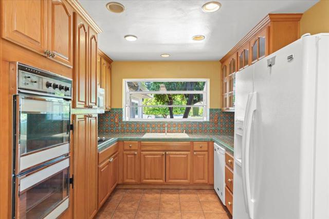 15370 La Alameda Drive, Morgan Hill CA: https://media.crmls.org/mediaz/1ed12fa0-d0a5-4be4-9ea3-5eef59902bf2.jpg