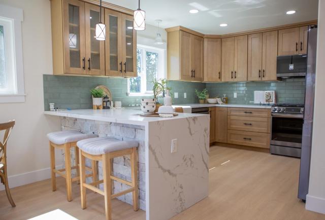 1992 De La Pena Avenue, Santa Clara CA: https://media.crmls.org/mediaz/1ed1356a-98ca-4ce2-b5a4-65bf93d48ed6.jpg