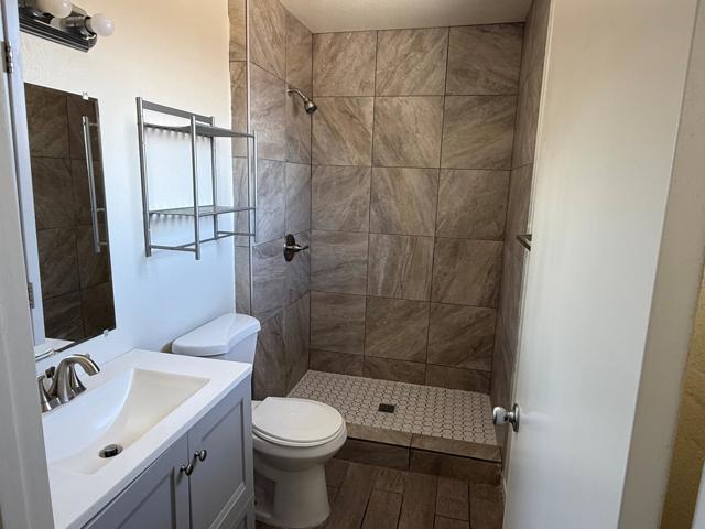 Image 6 of 11 For 54280 Avenida Vallejo