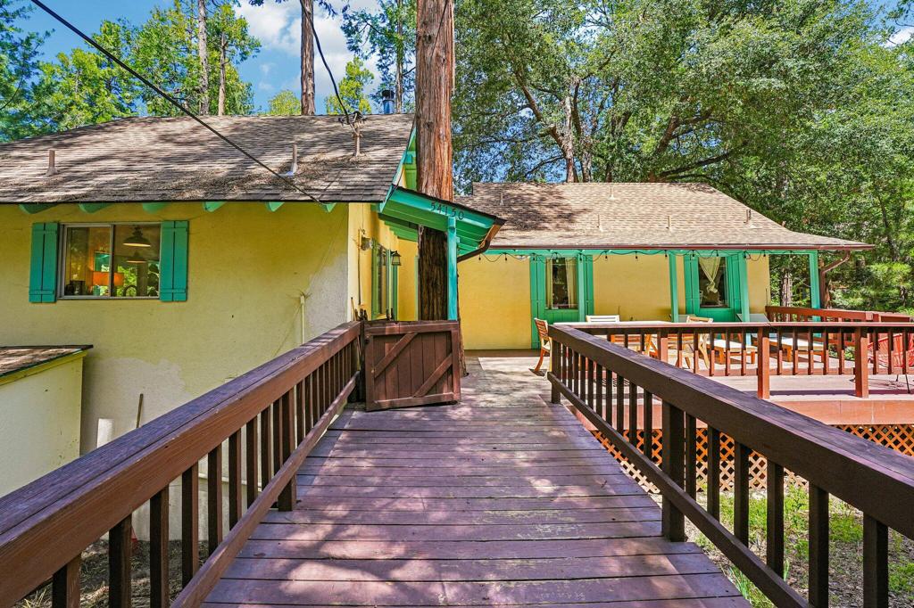 54150 Marian View Drive