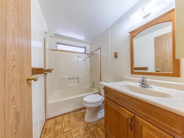 Detail Gallery Image 9 of 37 For 2289 Bryant Dr, Carlsbad,  CA 92008 - 3 Beds | 2 Baths