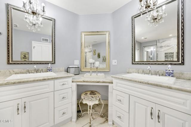 Detail Gallery Image 32 of 50 For 9816 Calvin Avenue, Northridge,  CA 91324 - 6 Beds | 4/2 Baths