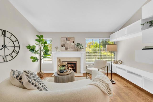 419 Clearview Drive, Los Gatos CA: https://media.crmls.org/mediaz/1ed4aefc-167b-4b79-a10e-0435ba8b8588.jpg