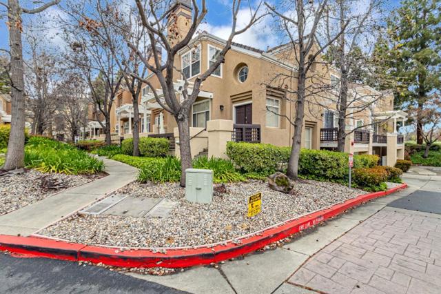 Image 34 of 39 For 415 Camille Circle 14