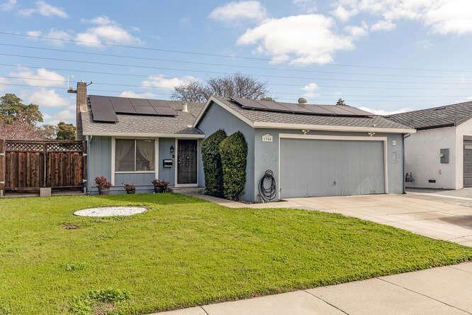 1344 Tofts Drive