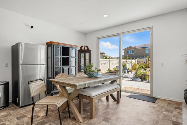 50656 Calle Cervantes, Coachella CA: https://media.crmls.org/mediaz/1ed5c38c-a2ef-4f93-b0d8-00066fa1b568.jpg
